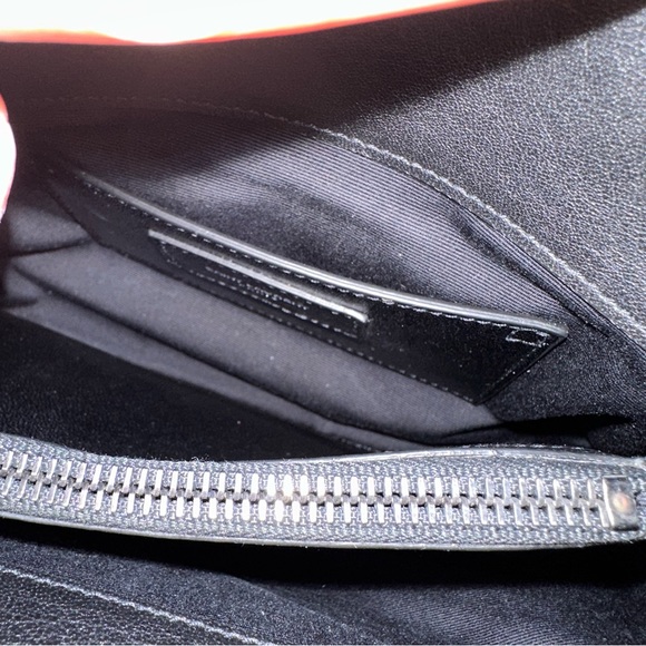 Yves Saint Laurent College Medium Matelasse Lambskin V-Flap Crossbody - Picture 10 of 14